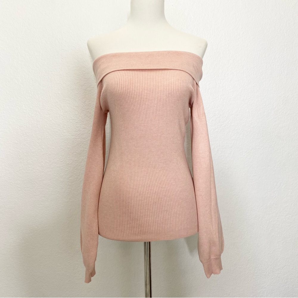 GUESS Off-Shoulder Pink Ribbed Sweater